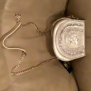 Good 100% leather evening bag